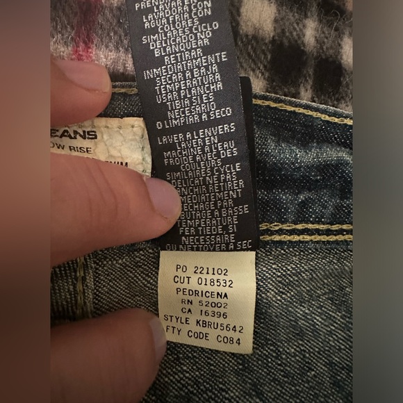 DKNY Mens  Straight Jeans  size 31x32, 5 Pocket Button Fly Denim - Picture 9 of 12